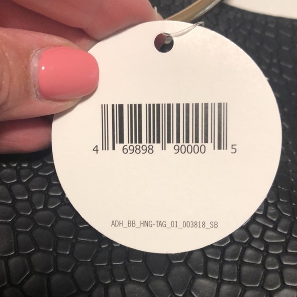 $10 NWT Black Handbag Gold Hoop - Picture 5 of 5